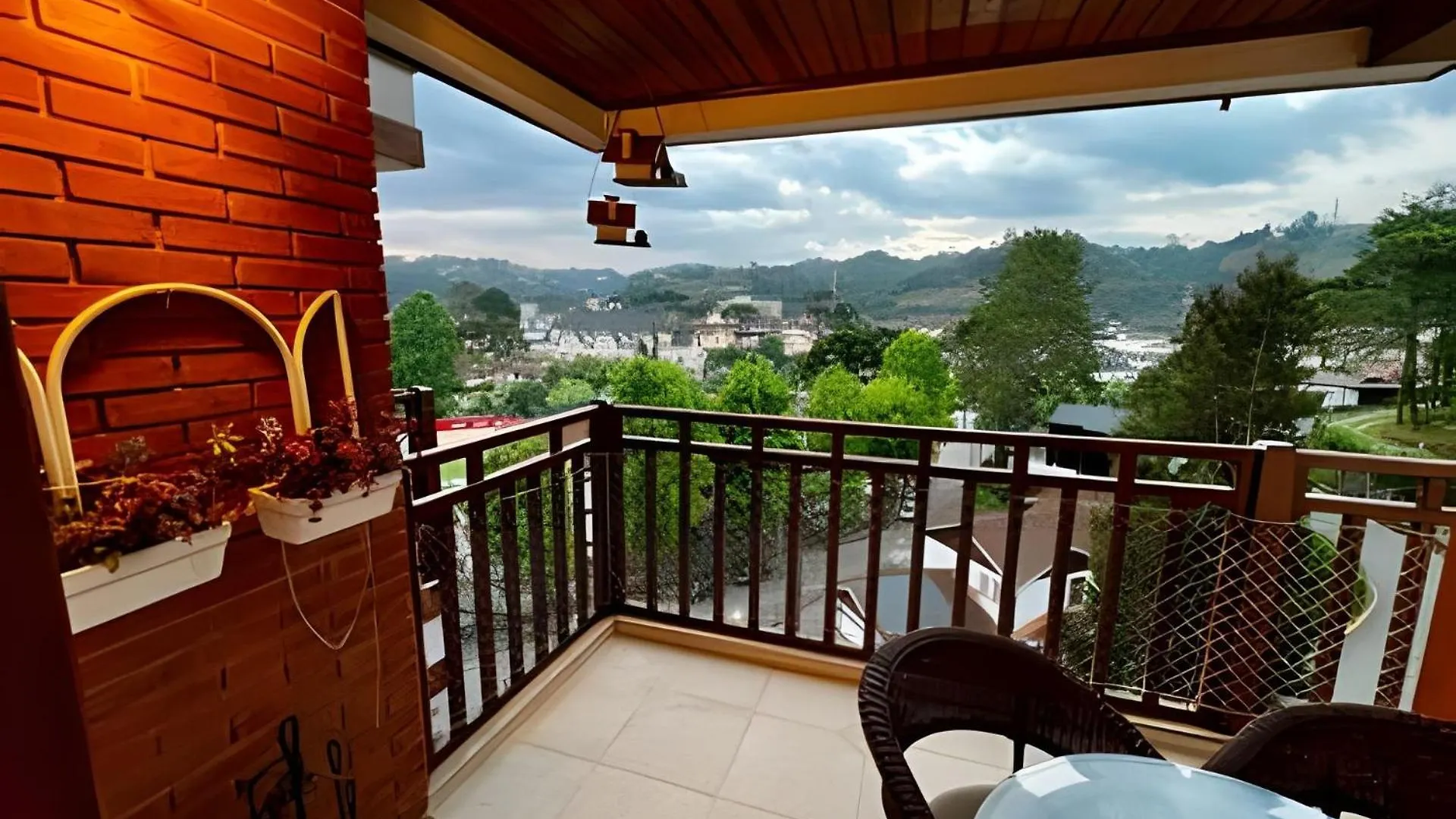 Campos do Jordão Condominio Recanto Boticario - Centrinho Capivari דירה