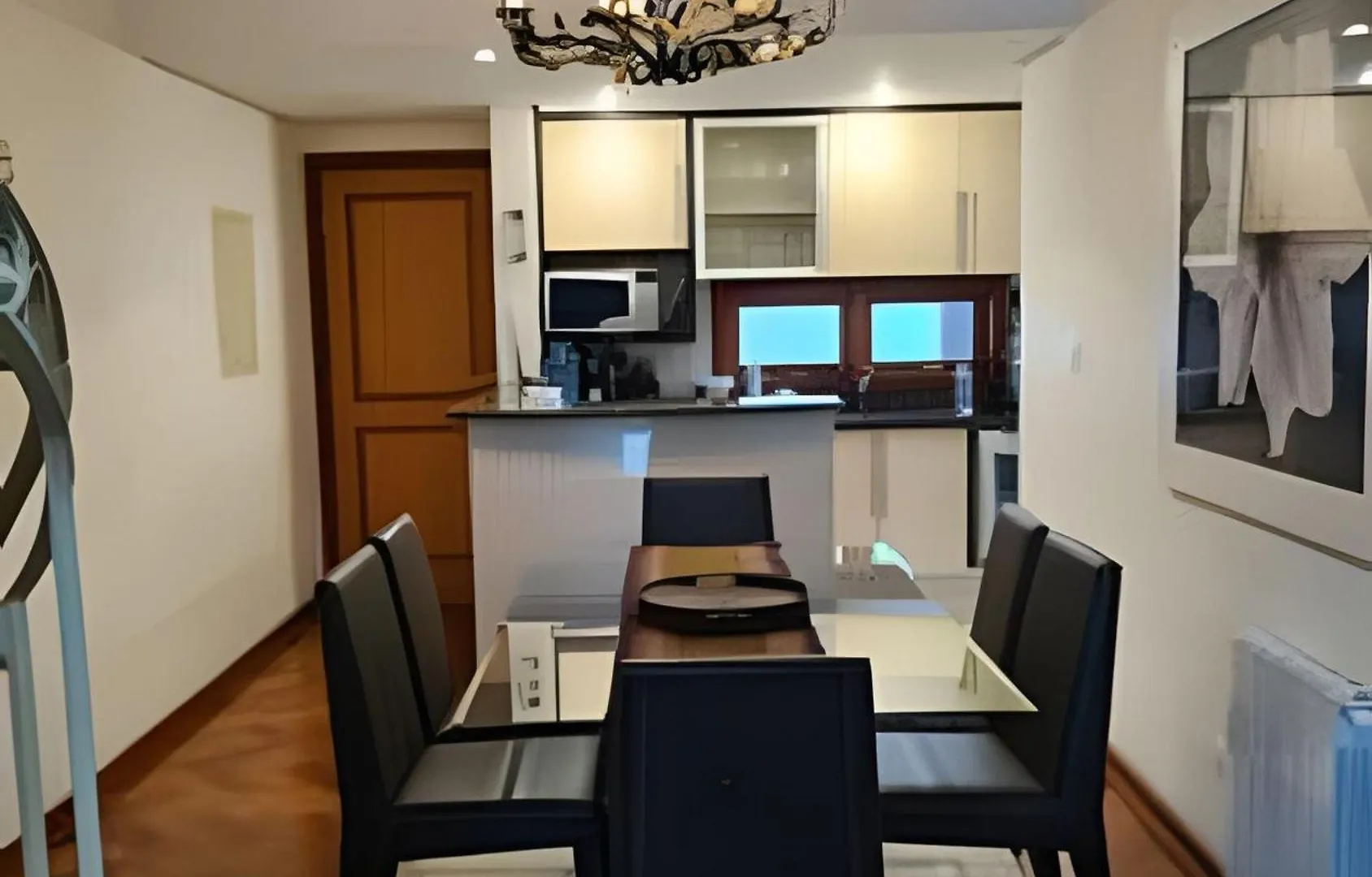 Aptos de 03 e 04 quartos Centrinho Capivari - Condomínio Recanto do Boticário Campos do Jordão Apartamento